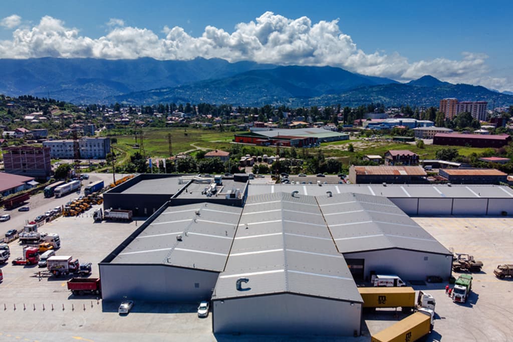 Novelty Structures Auto Service Center